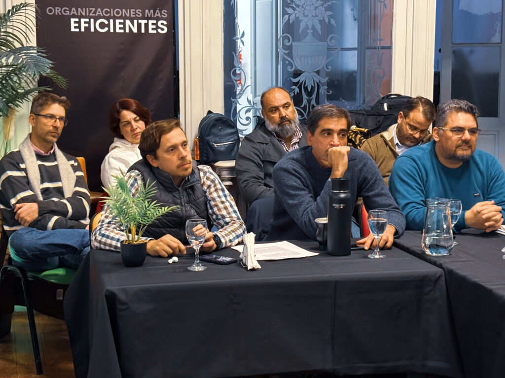 Segunda imagen detalle de los asistentes del Polo Tecnológico del Paraná.